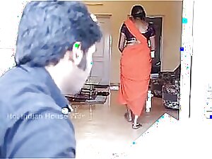 Shocked Tamil aunty discovers teen porn, leads to excitement